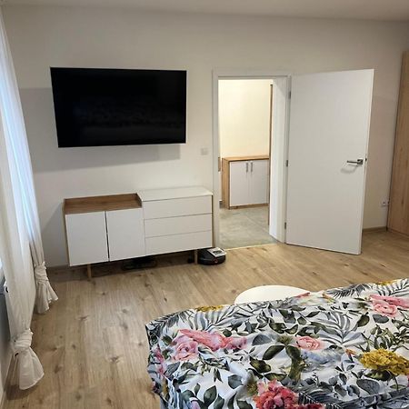 Pritluky Horni Apartment Břeclav Екстериор снимка