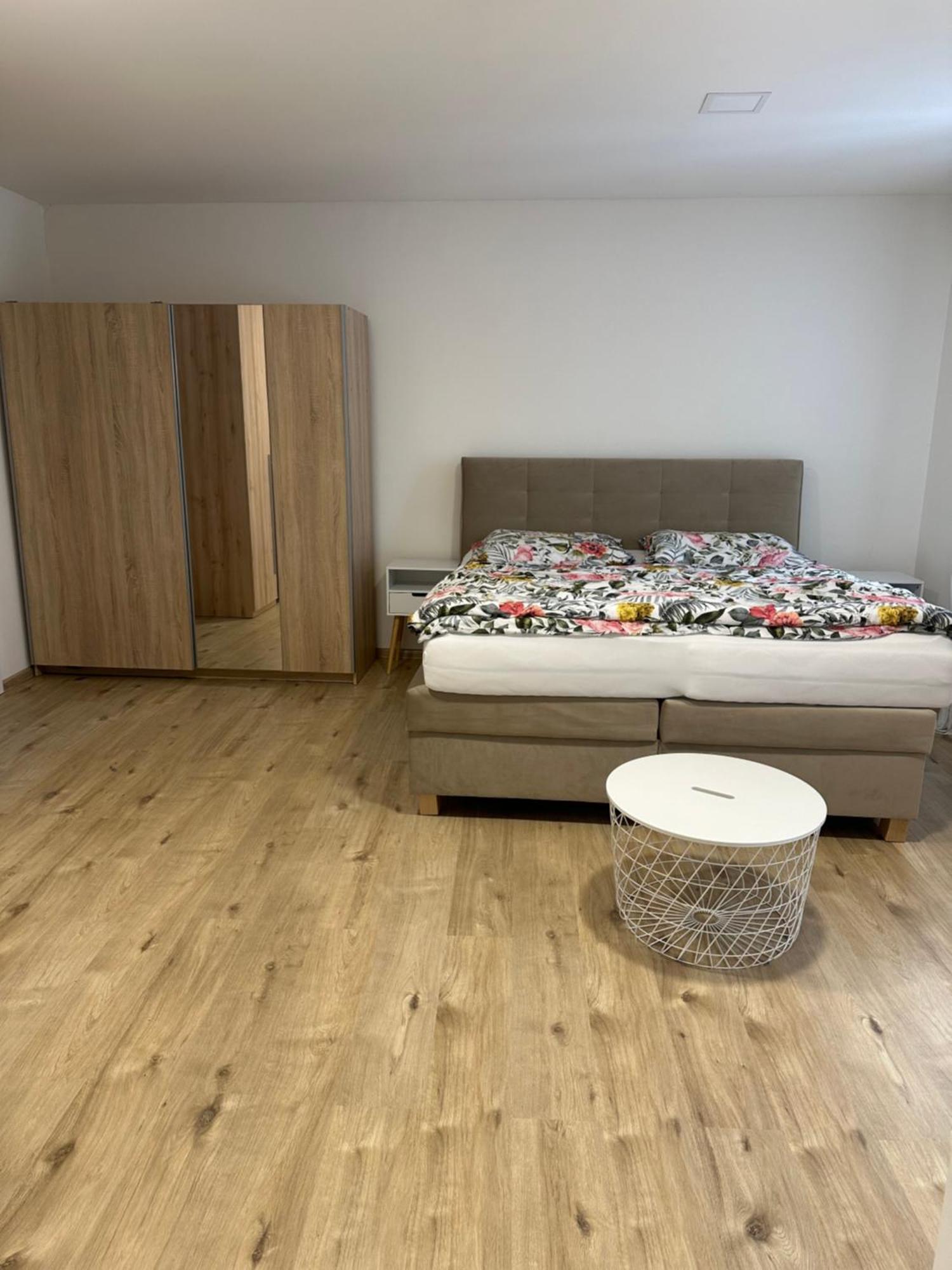 Pritluky Horni Apartment Břeclav Екстериор снимка